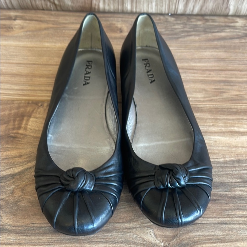 Pre-owned PRADA AUTH Ballerina Black Knotted Leather Flats Shoes 39.5 - 9.5usa